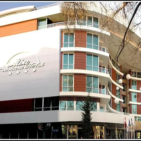Alba Hotel 4*